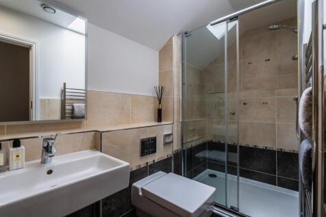 Family Shower Room