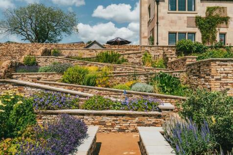 Exterior and Gardens