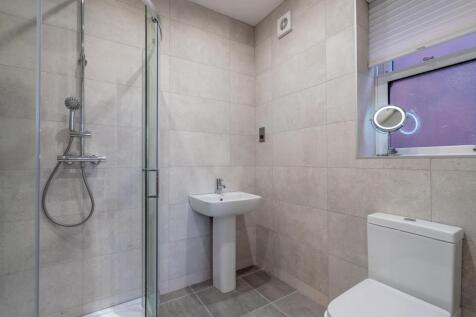 Bedroom 3 En-Suite