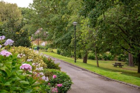 Communal Grounds