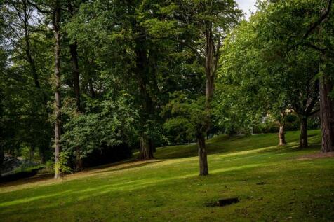 Communal Grounds