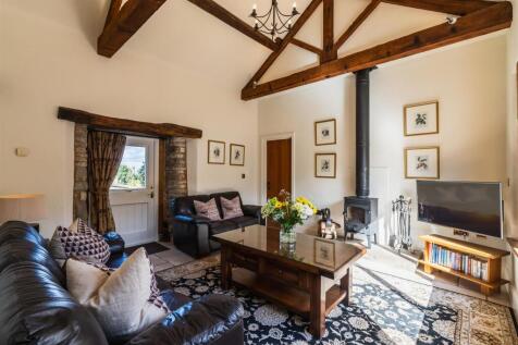 Gooseberry Barn Lounge