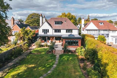 Exterior &amp; Gardens