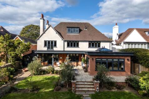 Exterior &amp; Gardens