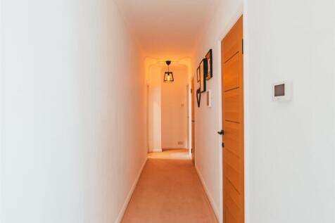 Inner Hallway 1