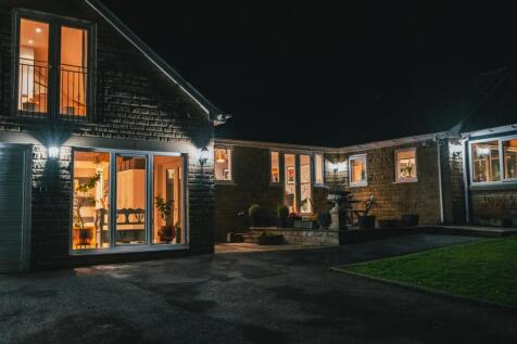 Exterior &amp; Gardens