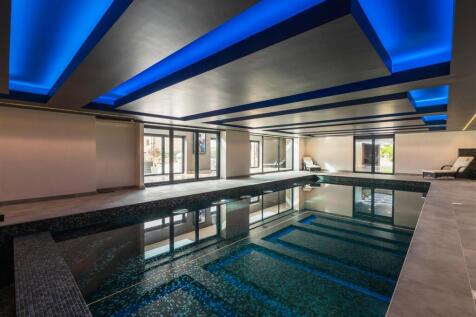 Leisure Suite