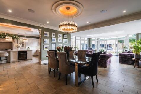 Dining/Living Room