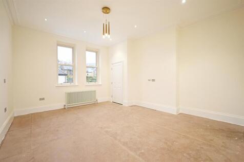 Master Bedroom/Living Room