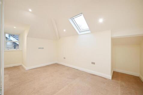 Master Bedroom/Living Room