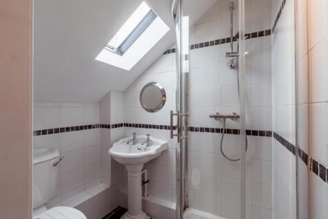 Master En-Suite Shower Room
