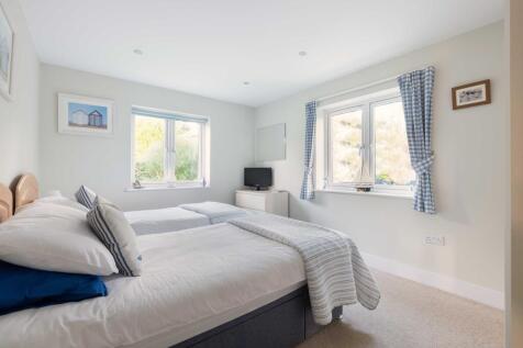 68669909ecc03_The-Cottage-15