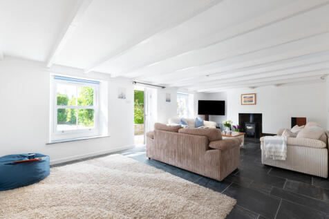 6846b5a19272f_Marine Cottage-29