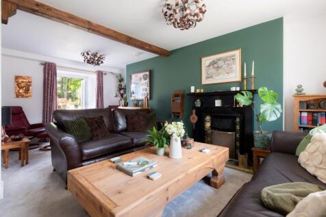 6825fe2b28e76_Hill View-18
