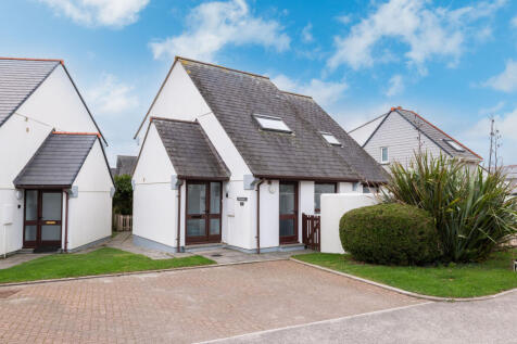 6759bfbcc3a6a_St Moritz Villas 7-32