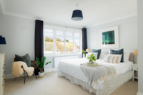 67aa1be90d0a9_Strand House-7