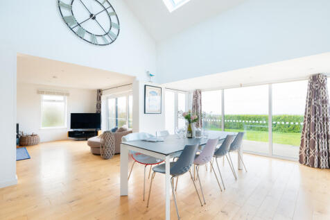 67b5ee3e242cf_High Croft-33