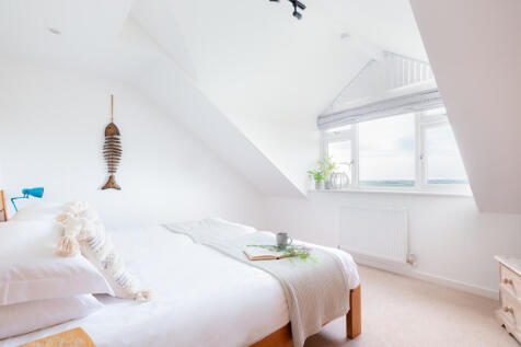67b5ee230a4ff_High Croft-6