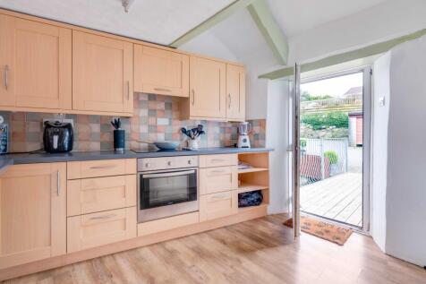 65c0b6370e764_Egloshayle Road 1-8