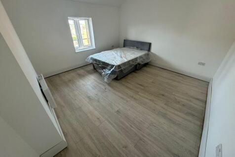 WhatsApp Image 20...