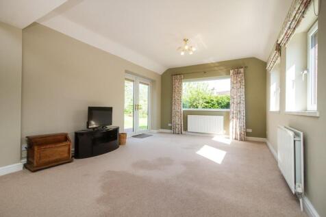 Living / Dining Room