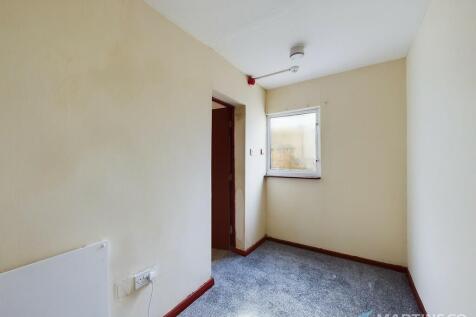 Flat 2 Bedroom 