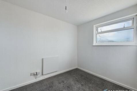 Flat 5 Bedroom 