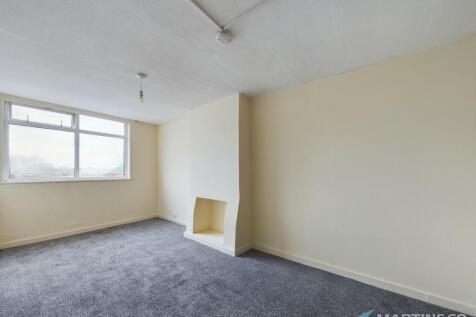 Flat 5 Lounge 