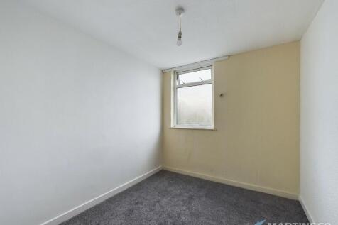 Flat 5 Bedroom 