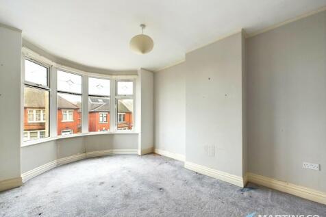 Bedroom 1 (a)