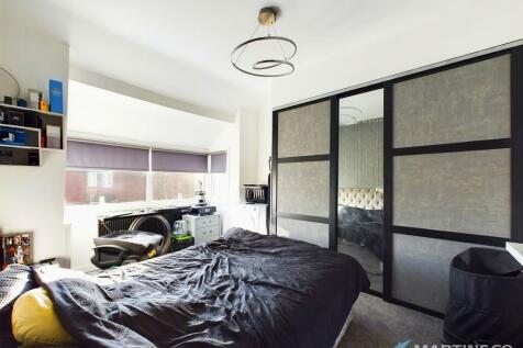 Bed 1 - flat