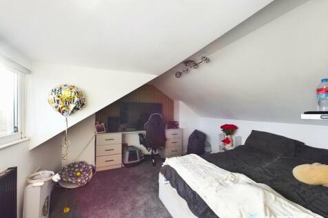 Bed 2 a - Flat