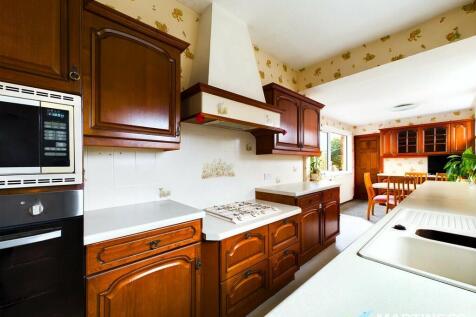 Kitchen (a)
