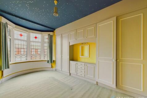 Bedroom 1 (a)