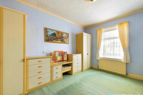 Bedroom 2 (a)