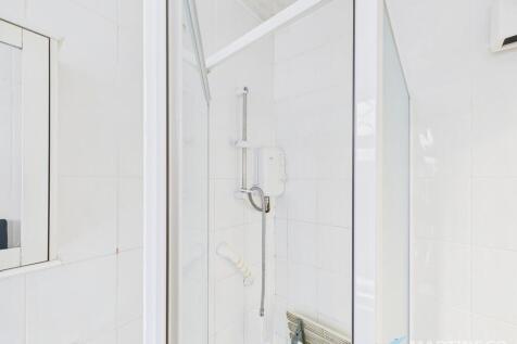 CAM02318G0-PR0552...