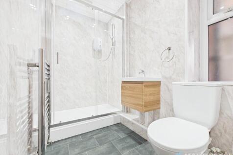 CAM02318G0-PR0556...