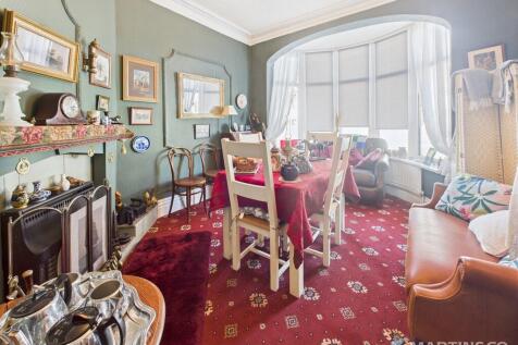 CAM02318G0-PR0496...