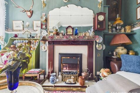 CAM02318G0-PR0496...