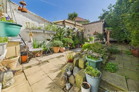 CAM02318G0-PR0496...