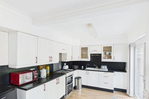 CAM02318G0-PR0449...