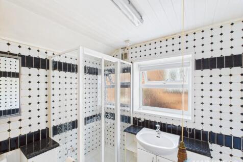 CAM02318G0-PR0449...