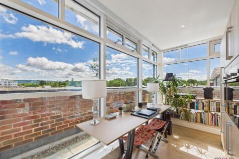Property Image 10