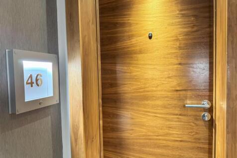 Apt 46 Quay West-4.jpg