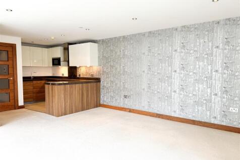 Apt 46 Quay West-15.jpg