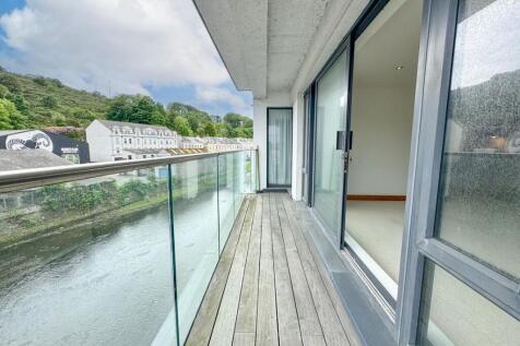 Apartment-46,-Quay-West-(9).jpg