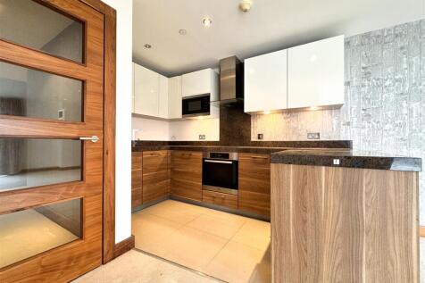 Apt 46 Quay West-16.jpg