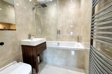 Apt 46 Quay West-6.jpg