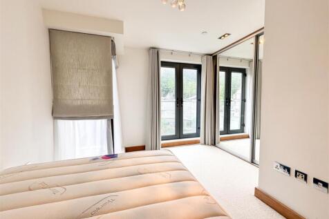 Apt 46 Quay West-12.jpg