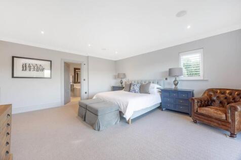 LG-66 Groudle Road, Onchan 2-38.jpg